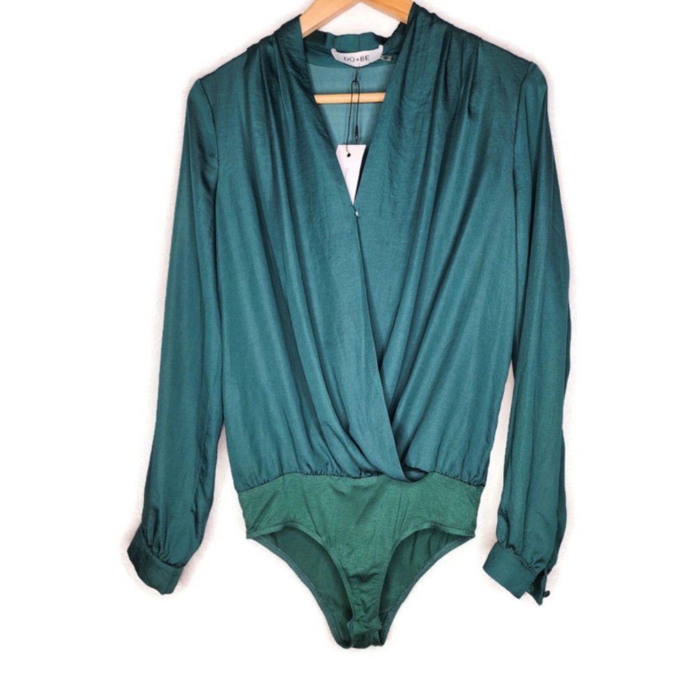 Do+Be Green Satin Bodysuit Size S New With Tags
